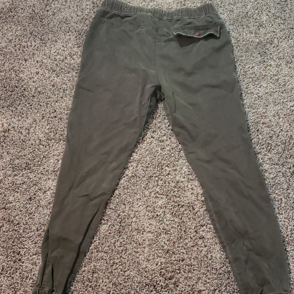 Joggers - Picture 2 of 2